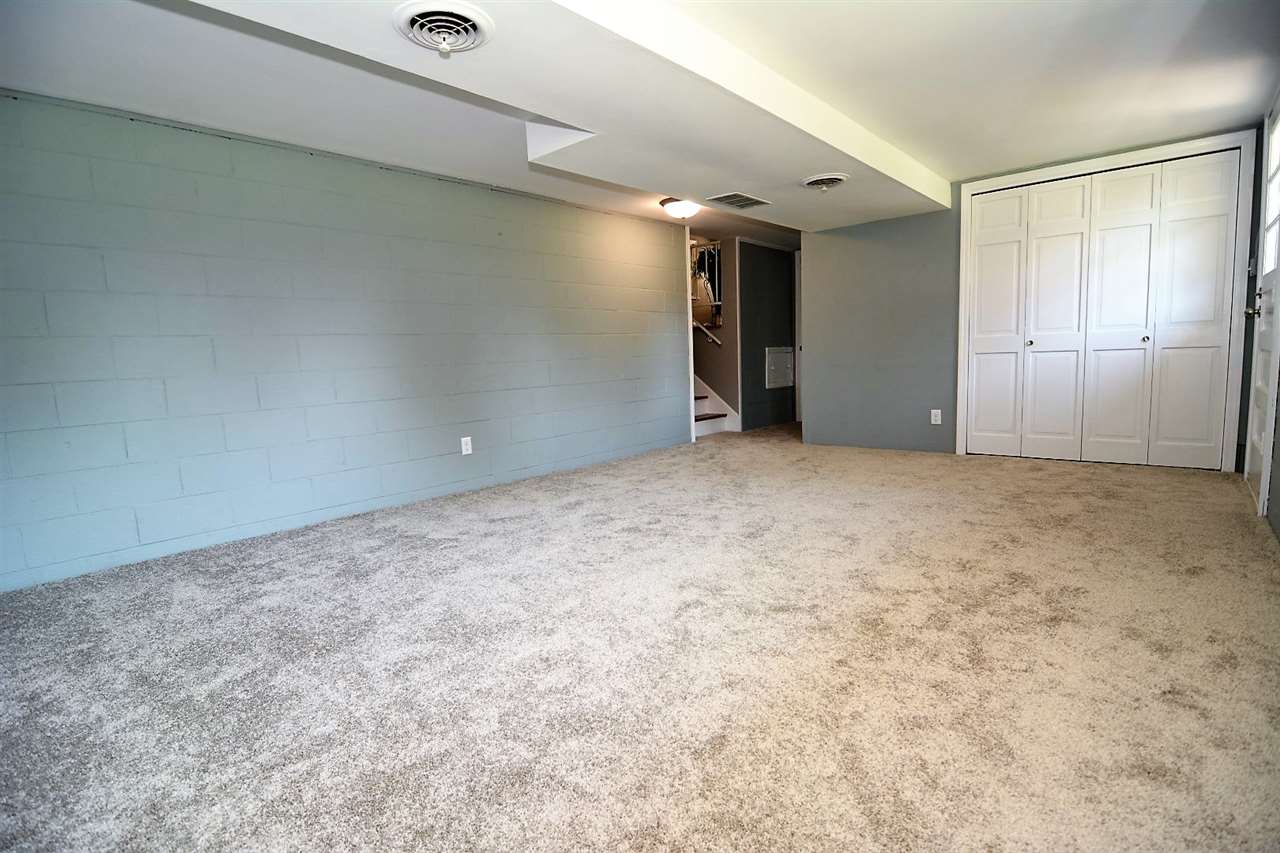 1900 North Meadow Road Evansville, IN 47715 - Photo 25 of 31 Gallery Image 25