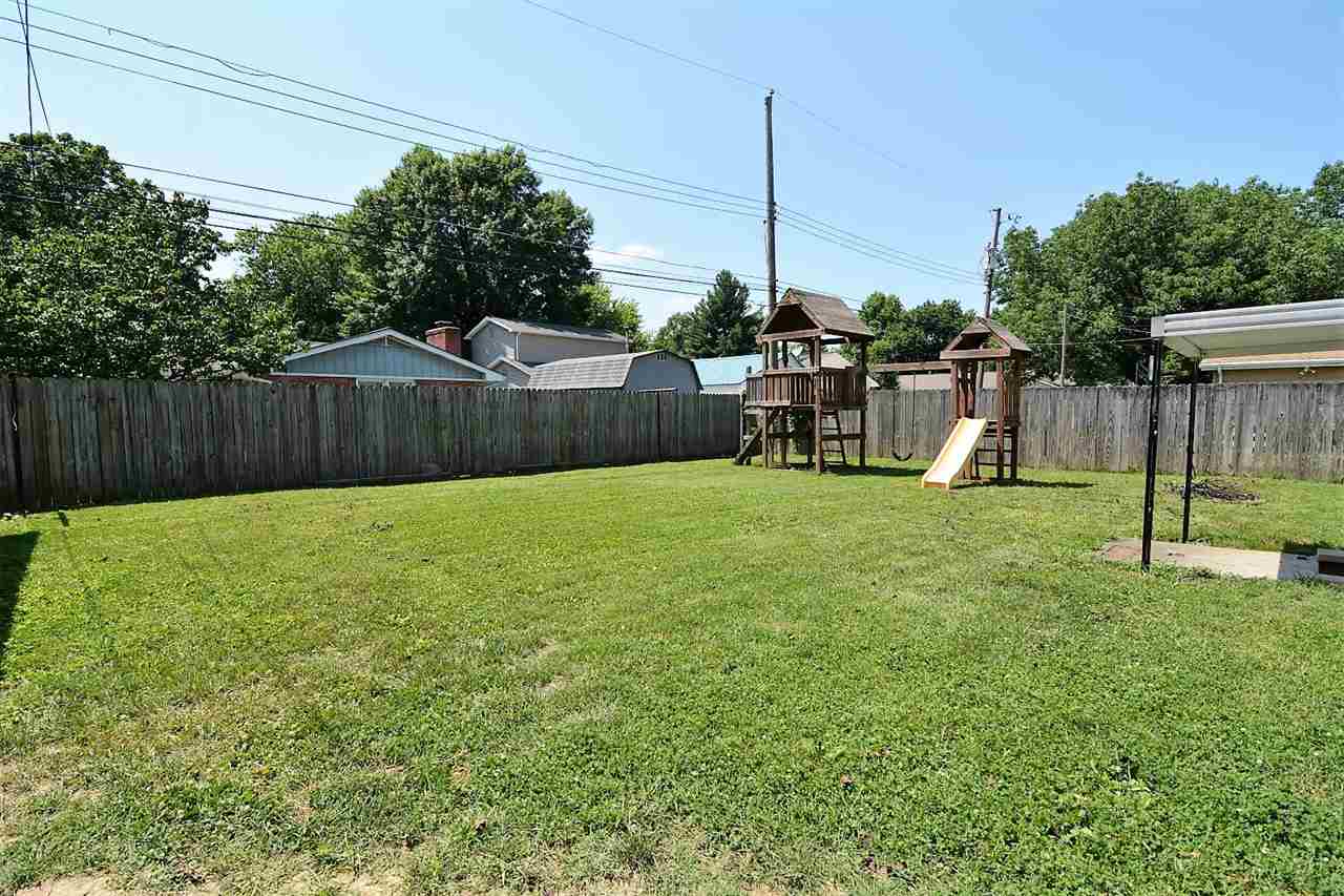 1900 North Meadow Road Evansville, IN 47715 - Photo 28 of 31 Gallery Image 28