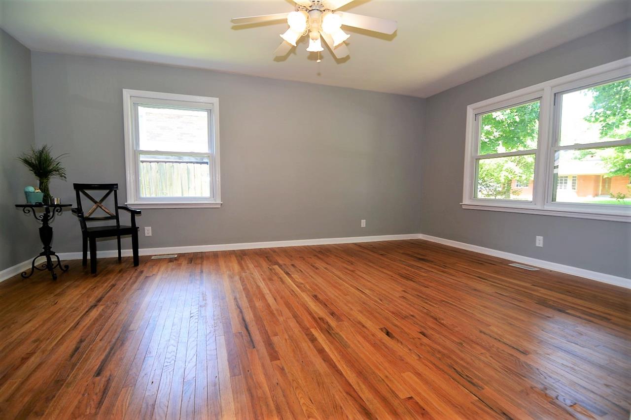 1900 North Meadow Road Evansville, IN 47715 - Photo 6 of 31 Gallery Image 6