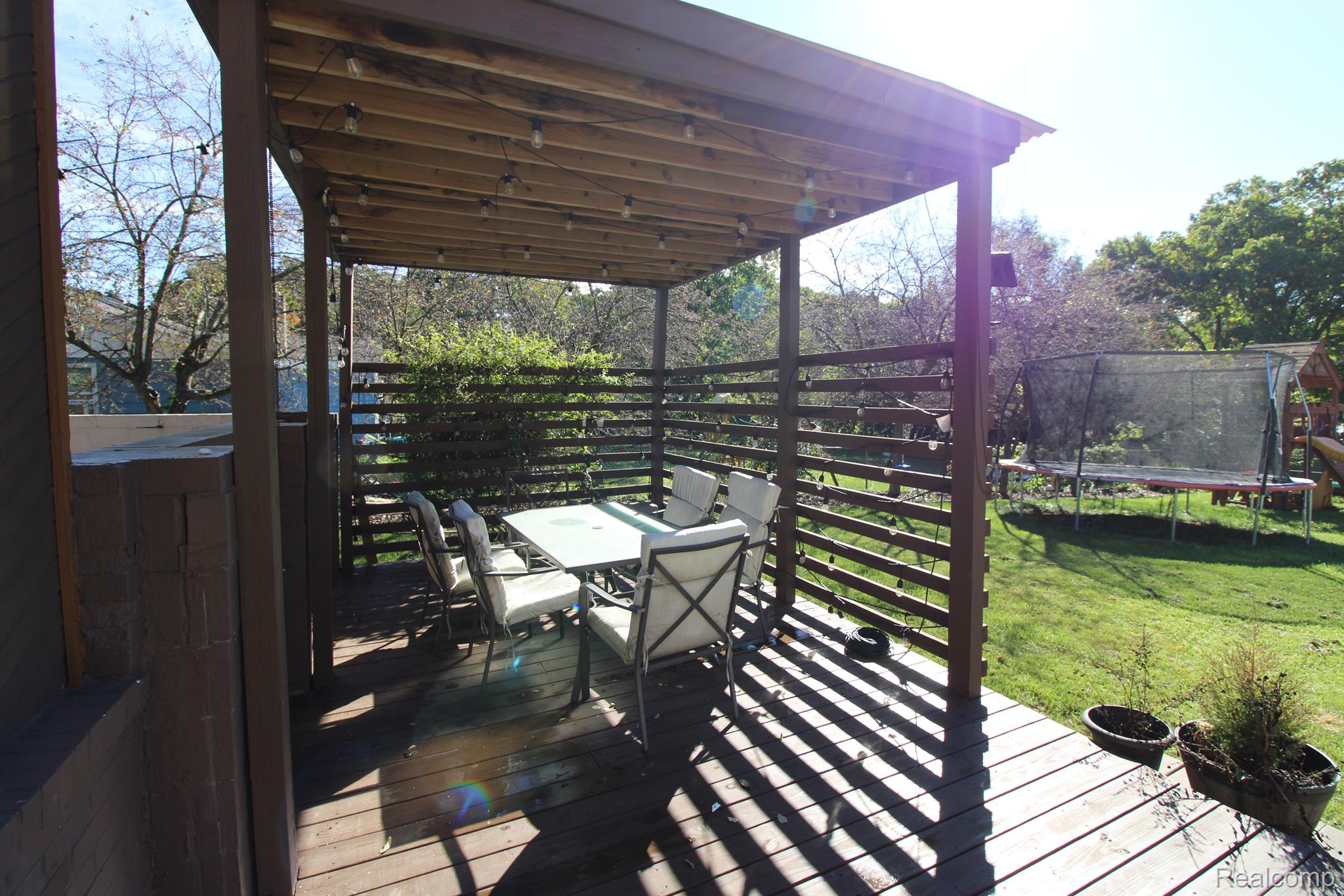 463 Joslyn Road Lake Orion, MI 48362 - Photo 23 of 93 Gallery Image 23
