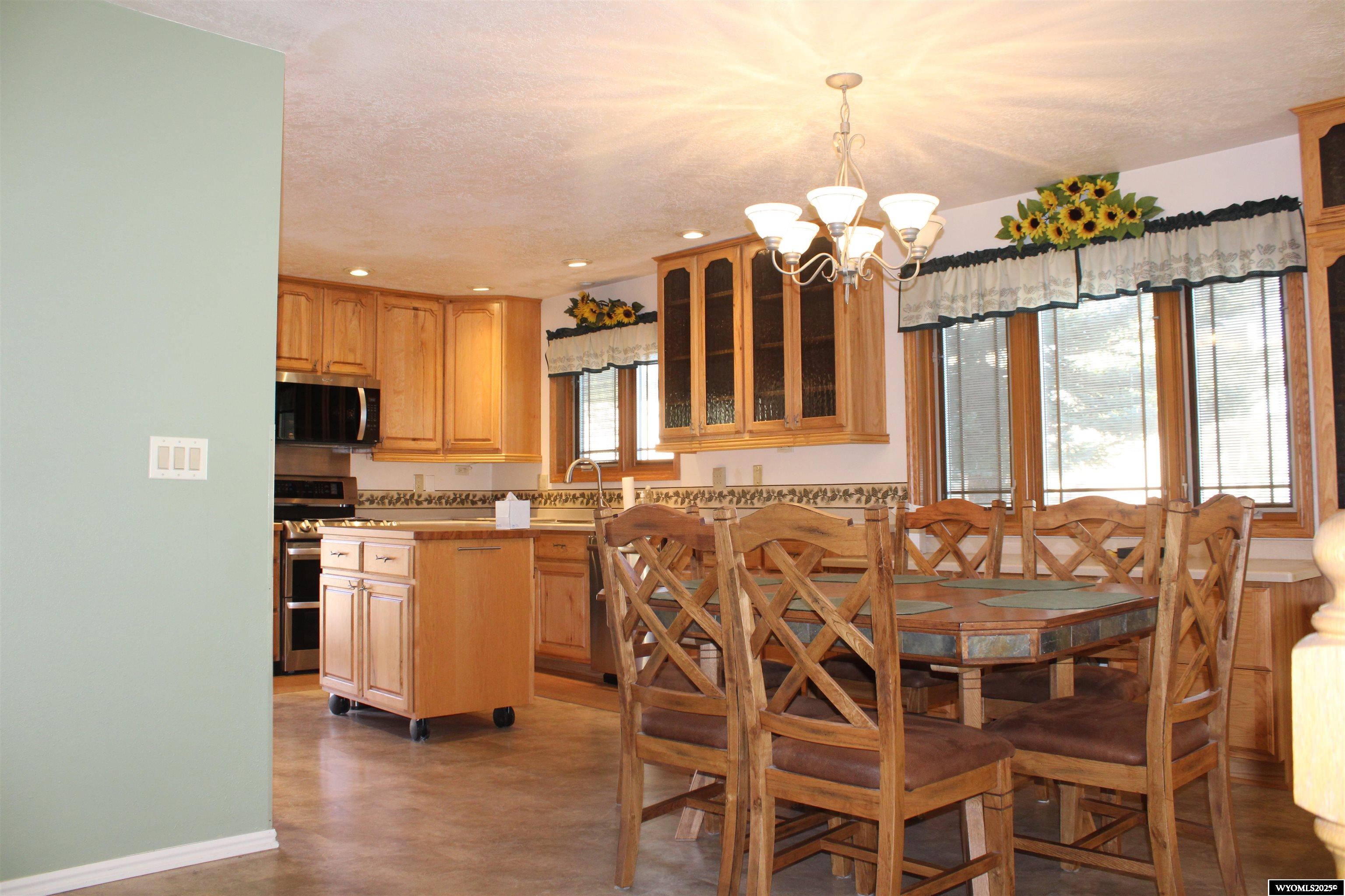 1663 Nations Avenue Kemmerer, WY 83101 - Photo 4 of 30