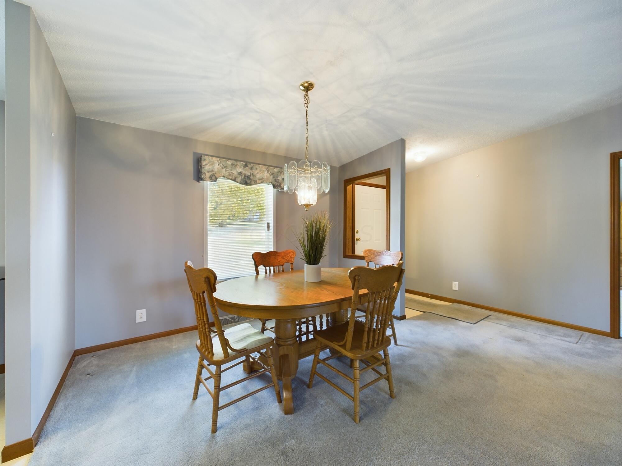 3415 Spires Road Southwest Lancaster, OH 43130 - Photo 13 of 47 Interior