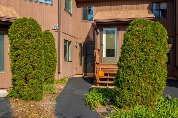 281 Trailside Way, Unit 281 Ashland, MA 01721 - Photo 2 of 30