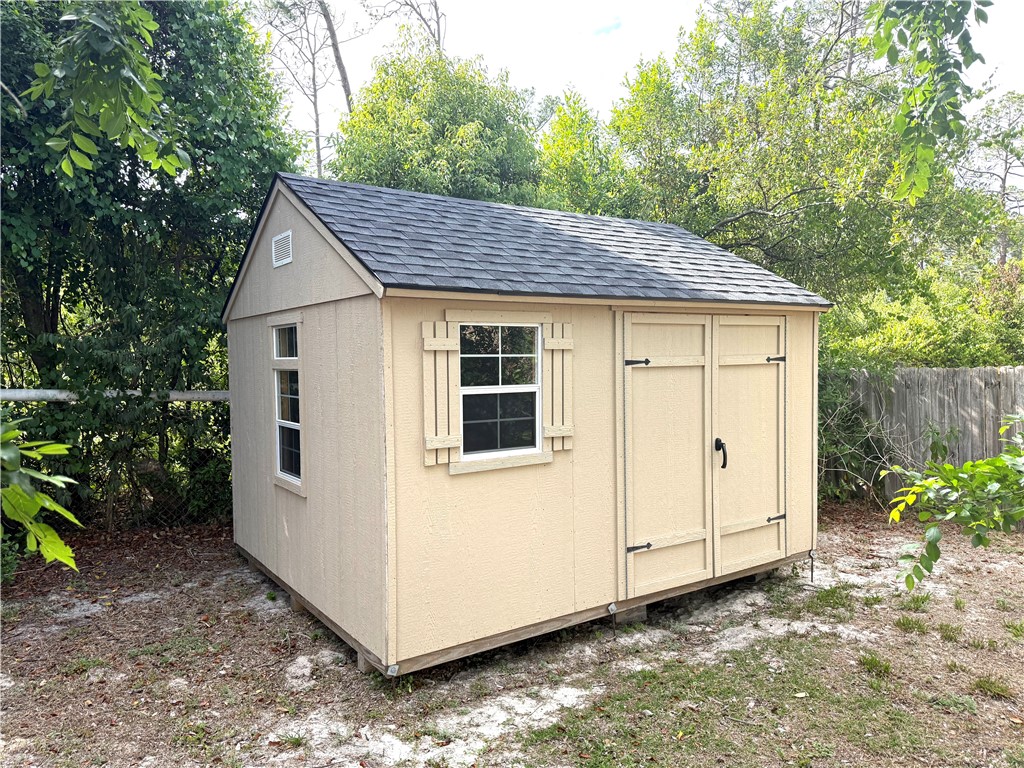 1011 Cherokee Circle Waycross, GA 31501 - Photo 32 of 34