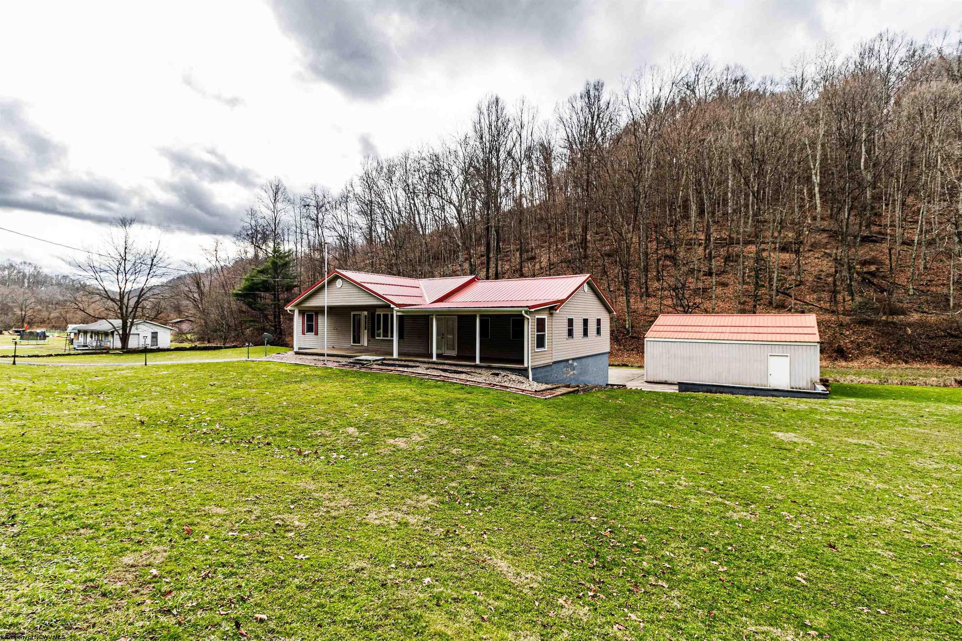 3610 Crossroads Road Fairview, WV 26570 - Photo 25 of 26 Gallery Image 25