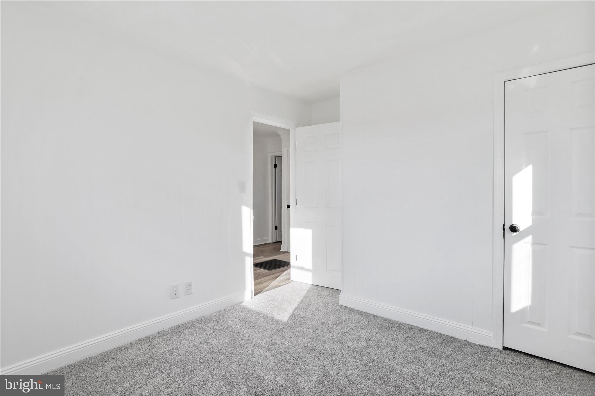 365 West 9th Street Front Royal, VA 22630 - Photo 14 of 32