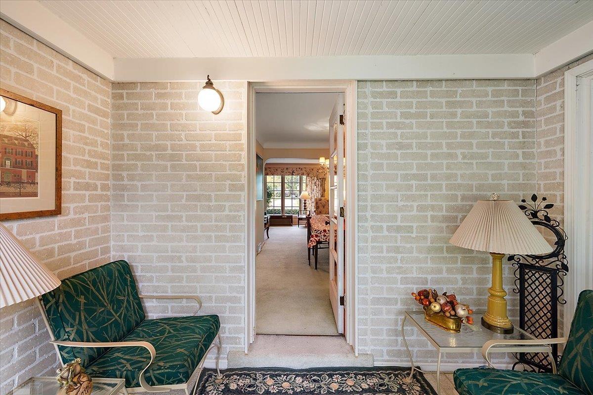 1485 Torrey Road Grosse Pointe Woods, MI 48236 - Photo 14 of 60
