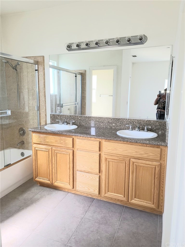 7716 Stewart And Gray Road, Unit C Downey, CA 90241 - Photo 18 of 21