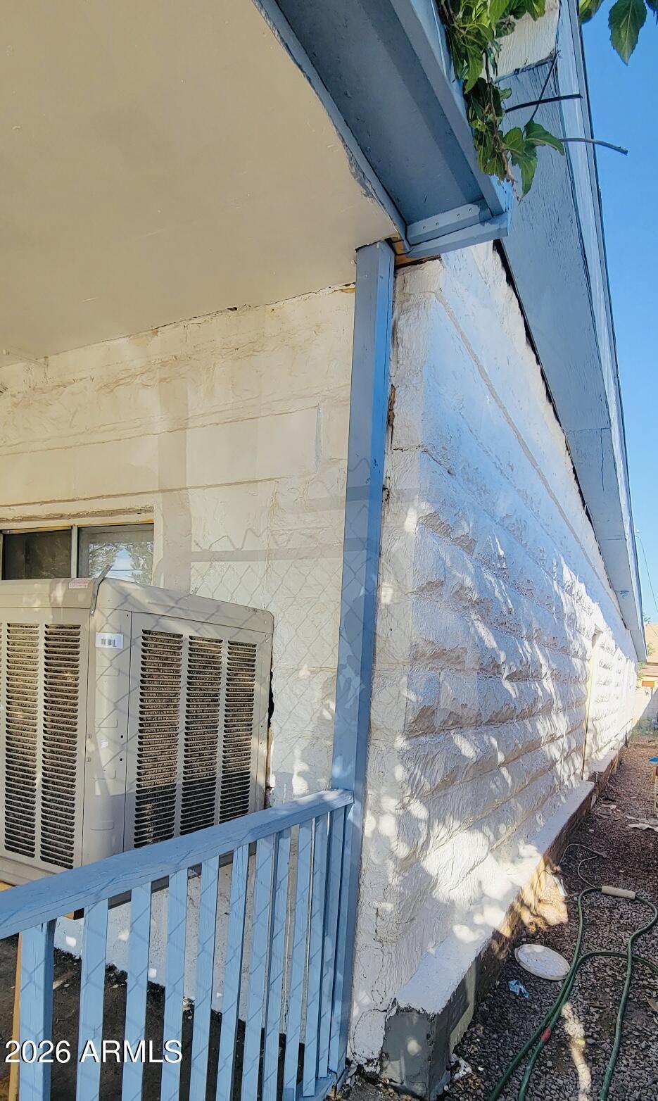 538 East E Avenue Douglas, AZ 85607 - Photo 5 of 14 a view of a house with a small yard