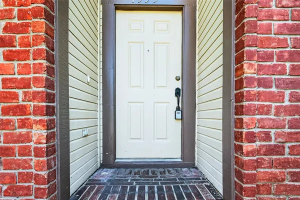 $2,750 | 1535 Beaconshire, Houston, TX 77077