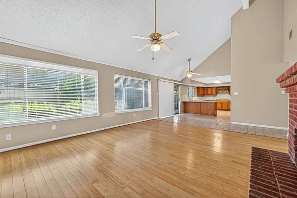 $2,750 | 1535 Beaconshire, Houston, TX 77077