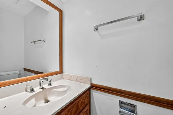 $2,750 | 1535 Beaconshire, Houston, TX 77077