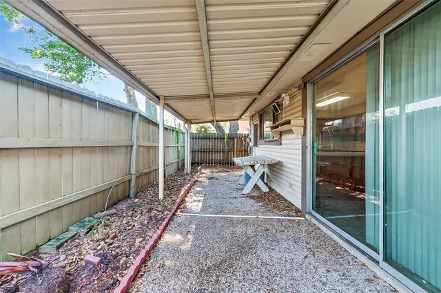 $2,750 | 1535 Beaconshire, Houston, TX 77077