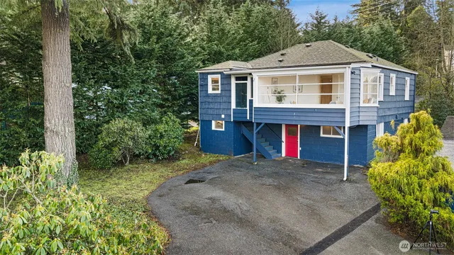 $635,000 | 19024 15th Avenue Northeast, Shoreline, WA 98155