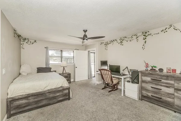 $899,000 | 14049 Oak View Drive, Prather, CA 93651