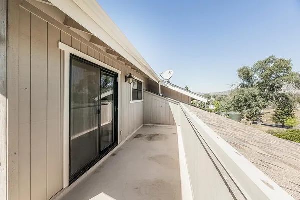 $899,000 | 14049 Oak View Drive, Prather, CA 93651