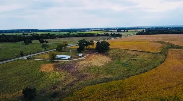 $95,000 | 18155 Highway 52, Mound City, KS 66056