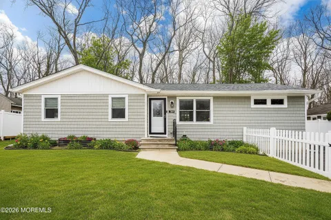 $549,000 | 749 Hardean Road, Brick, NJ 08724