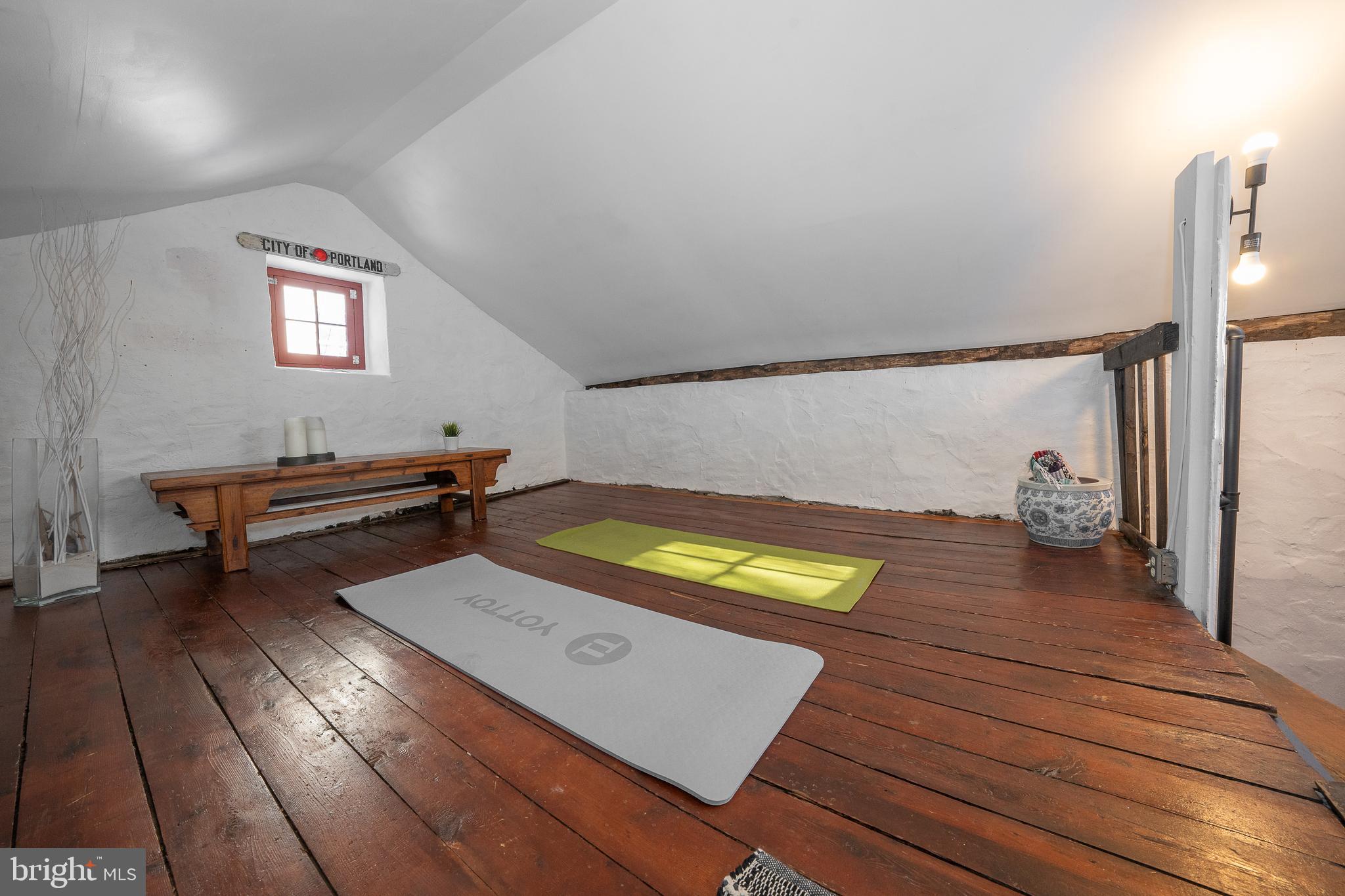 250 Warwick Road Elverson, PA 19520 - Photo 26 of 54 Studio