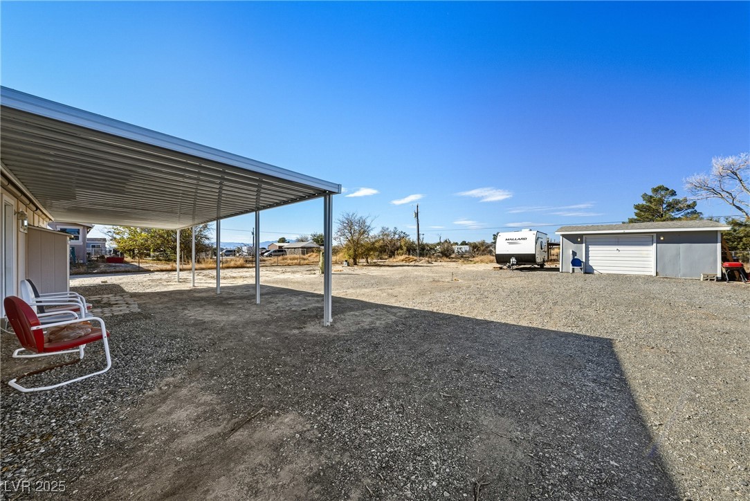3820 Leonard Street Pahrump, NV 89060 - Photo 7 of 34