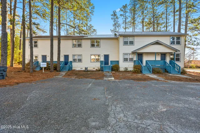 $249,900 | 135 Murray Hill Road, Unit 17, Southern Pines, NC 28387