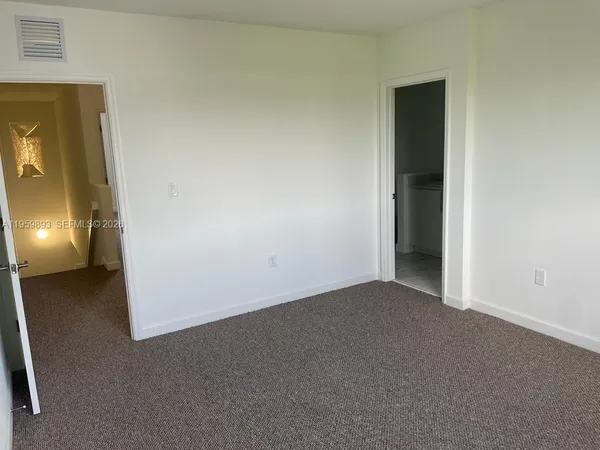 $2,300 | 556 Northeast 5th Street, Unit 1, Florida City, FL 33034