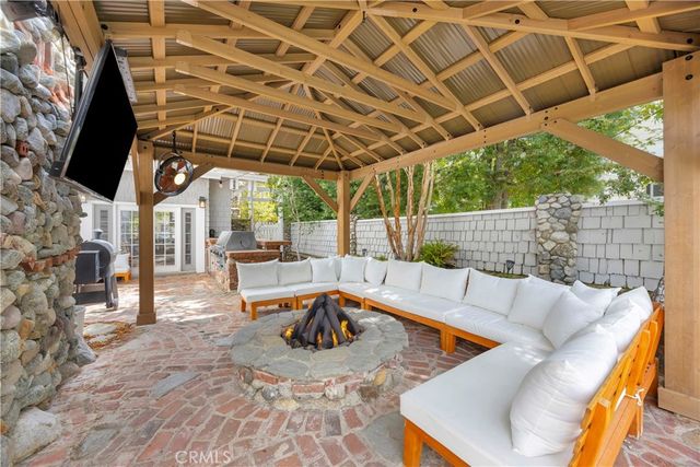 $3,000,000 | 23181 Via Celeste, Coto de Caza, CA 92679