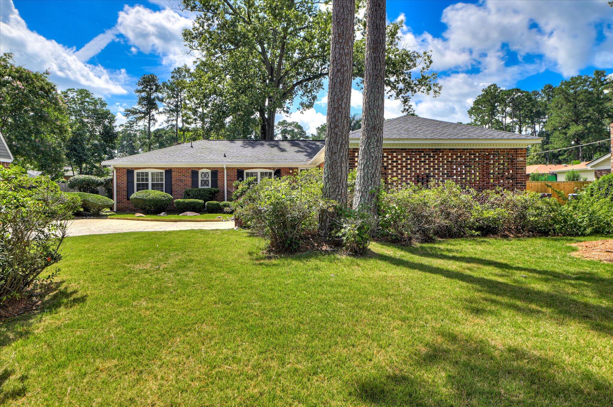 2920 Sussex Road Augusta, GA 30909 - Photo 2 of 35 02-102