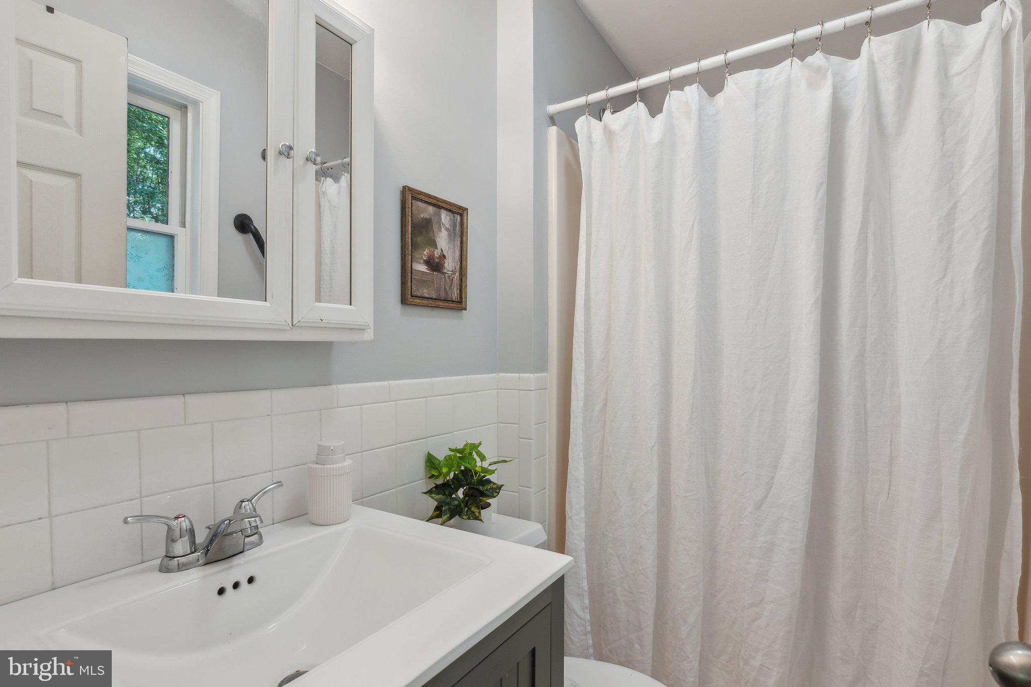 4931 Idlewilde Road Shady Side, MD 20764 - Photo 17 of 58 Primary Bathroom