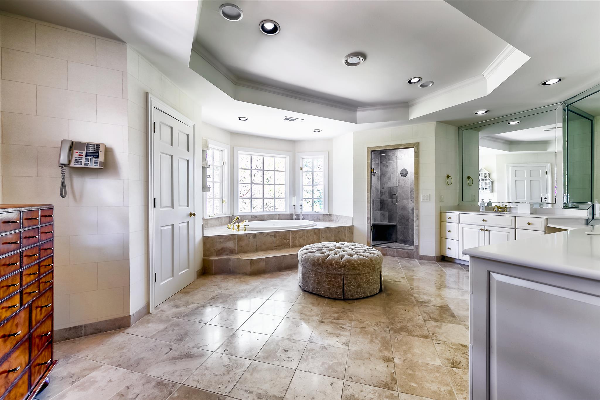 4508 Murfreesboro Road Franklin, TN 37067 - Photo 18 of 30 a spacious bathroom with a tub sink and mirror