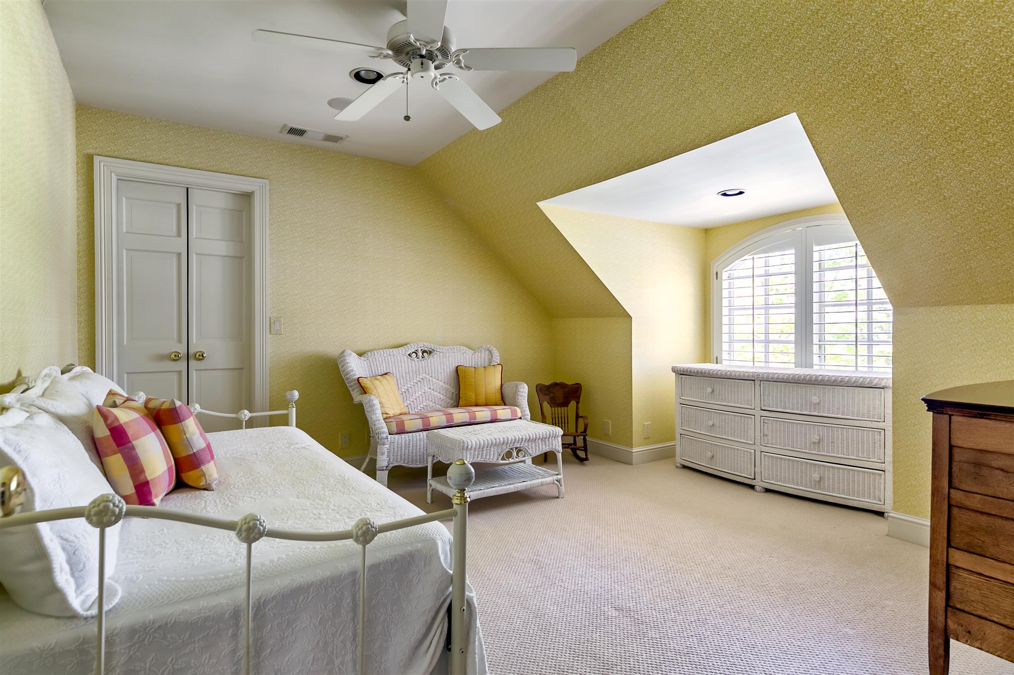 4508 Murfreesboro Road Franklin, TN 37067 - Photo 21 of 30 a bedroom with a bed and a window