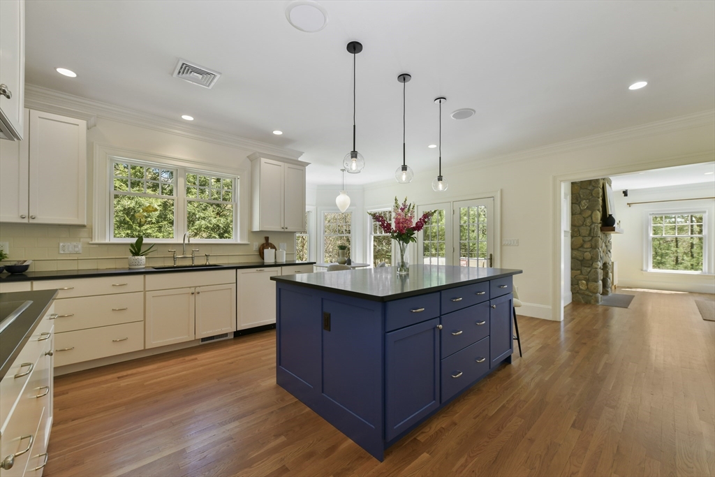 50 Lorena Road Winchester, MA 01890 - Photo 8 of 37