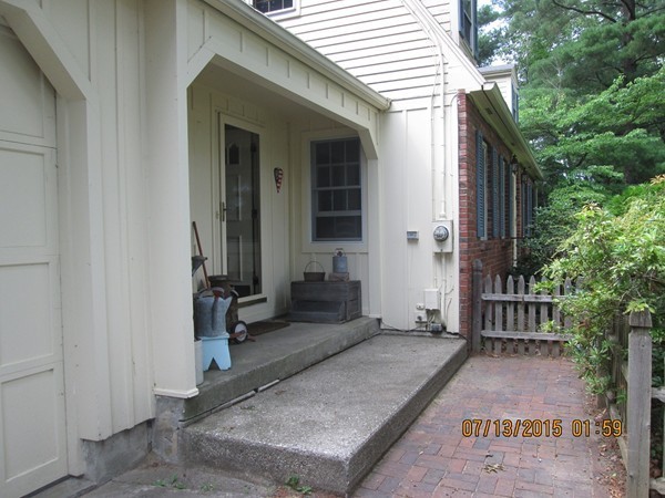 25 Pomeroy Meadow Road Southampton, MA 01073 - Photo 3 of 30