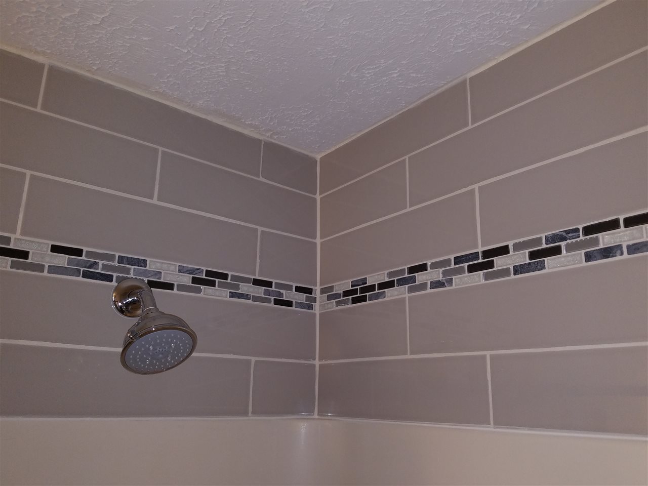 555 Calef Road, Unit 12 Manchester, NH 03103 - Photo 14 of 19 Gallery Image 14