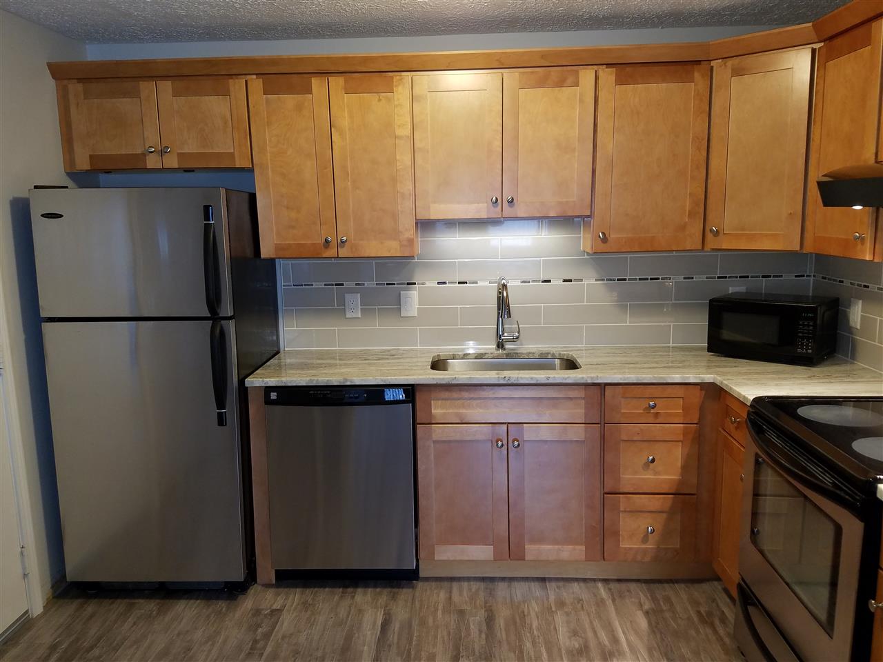555 Calef Road, Unit 12 Manchester, NH 03103 - Photo 4 of 19 Gallery Image 4