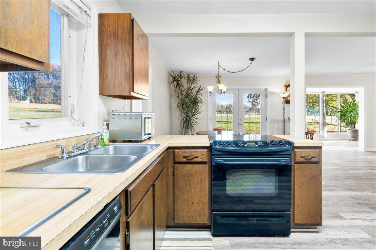 6936 Linganore Road Frederick, MD 21701 - Photo 15 of 33 a kitchen with sink and window