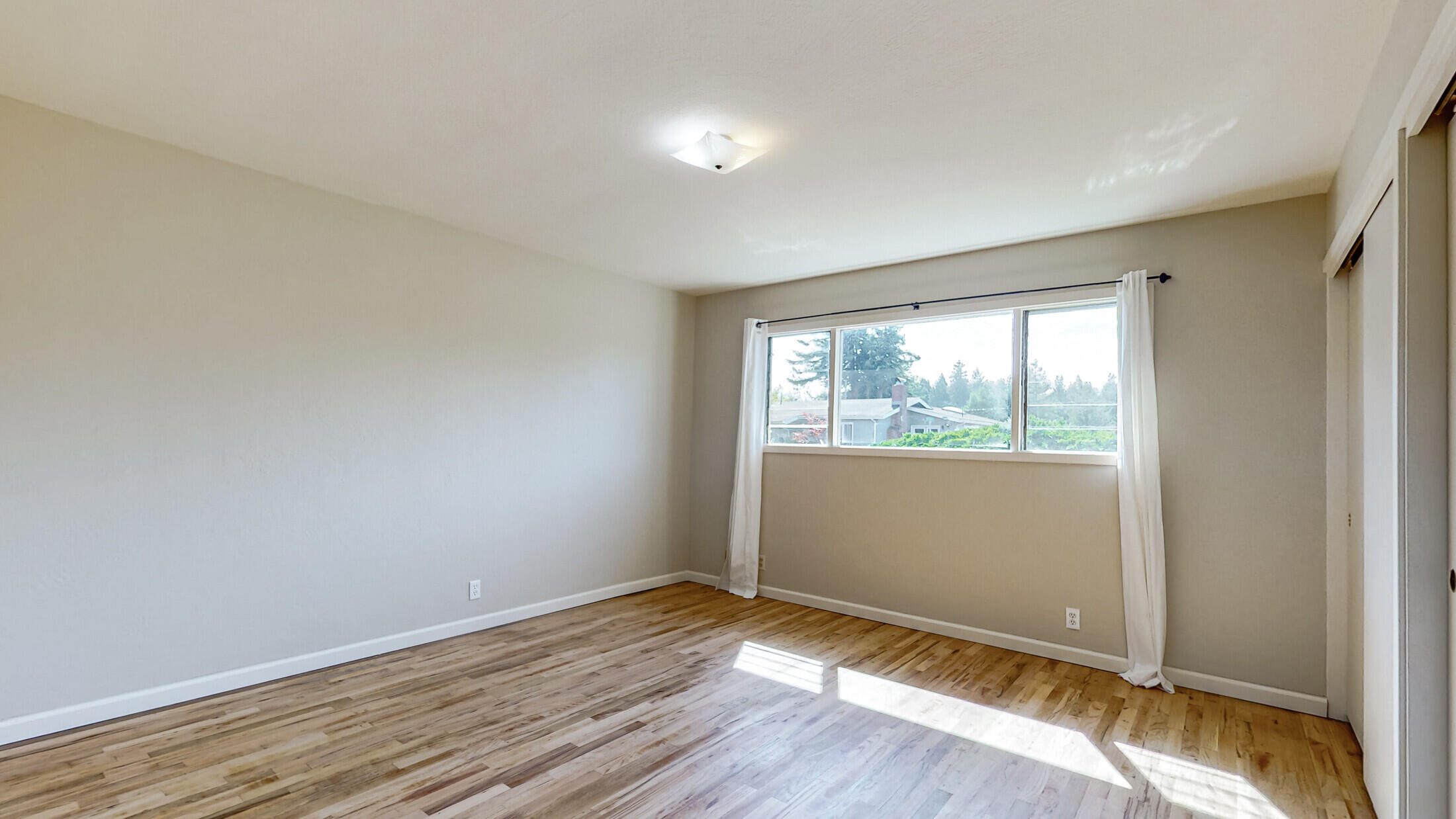4325 Excelsior Road Cutten, CA 95503 - Photo 19 of 35 25_4325_Excelsior_Road_Eureka124_mls