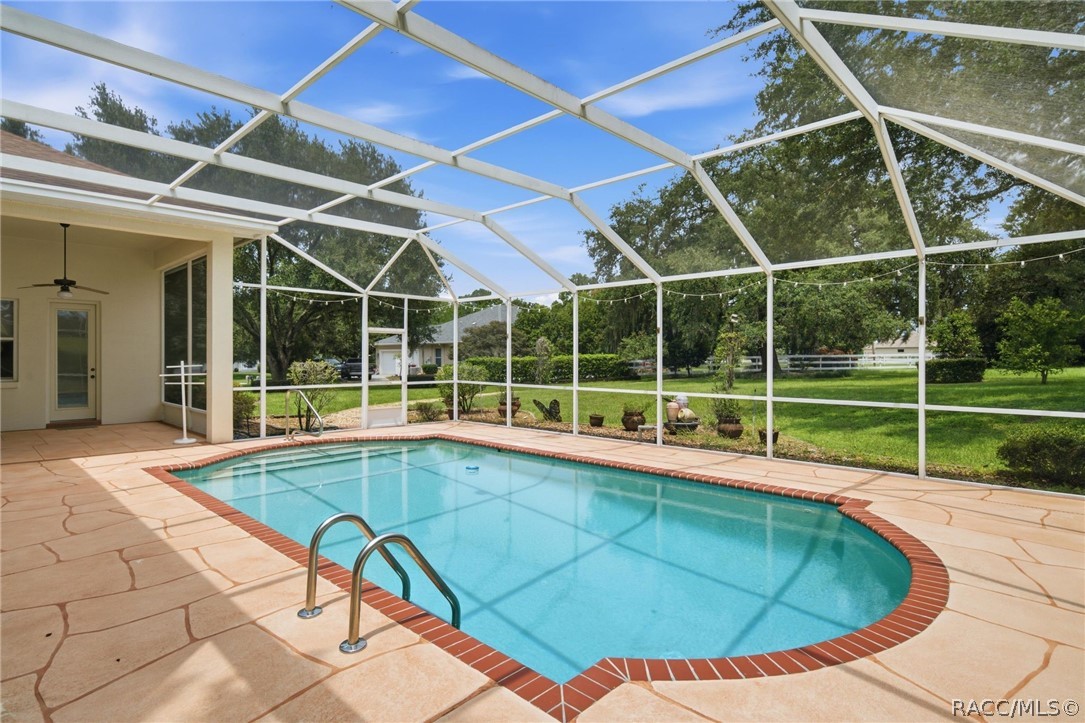 926 East Triple Crown Loop Hernando, FL 34442 - Photo 11 of 86 Gallery Image 11