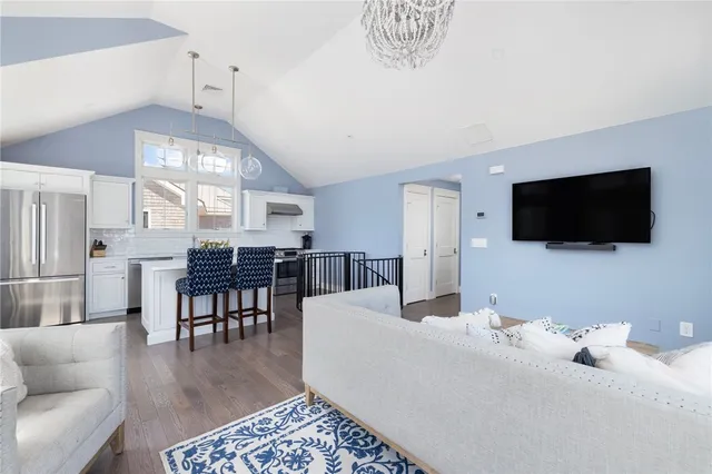 $3,250 | 14 East Pointe Lane, Unit 14, South Kingstown, RI 02879