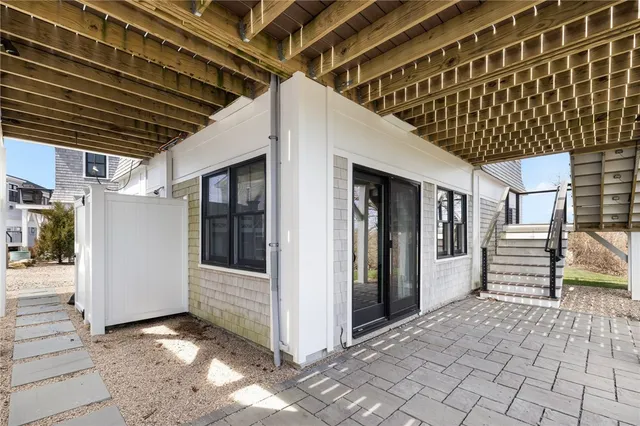 $3,250 | 14 East Pointe Lane, Unit 14, South Kingstown, RI 02879