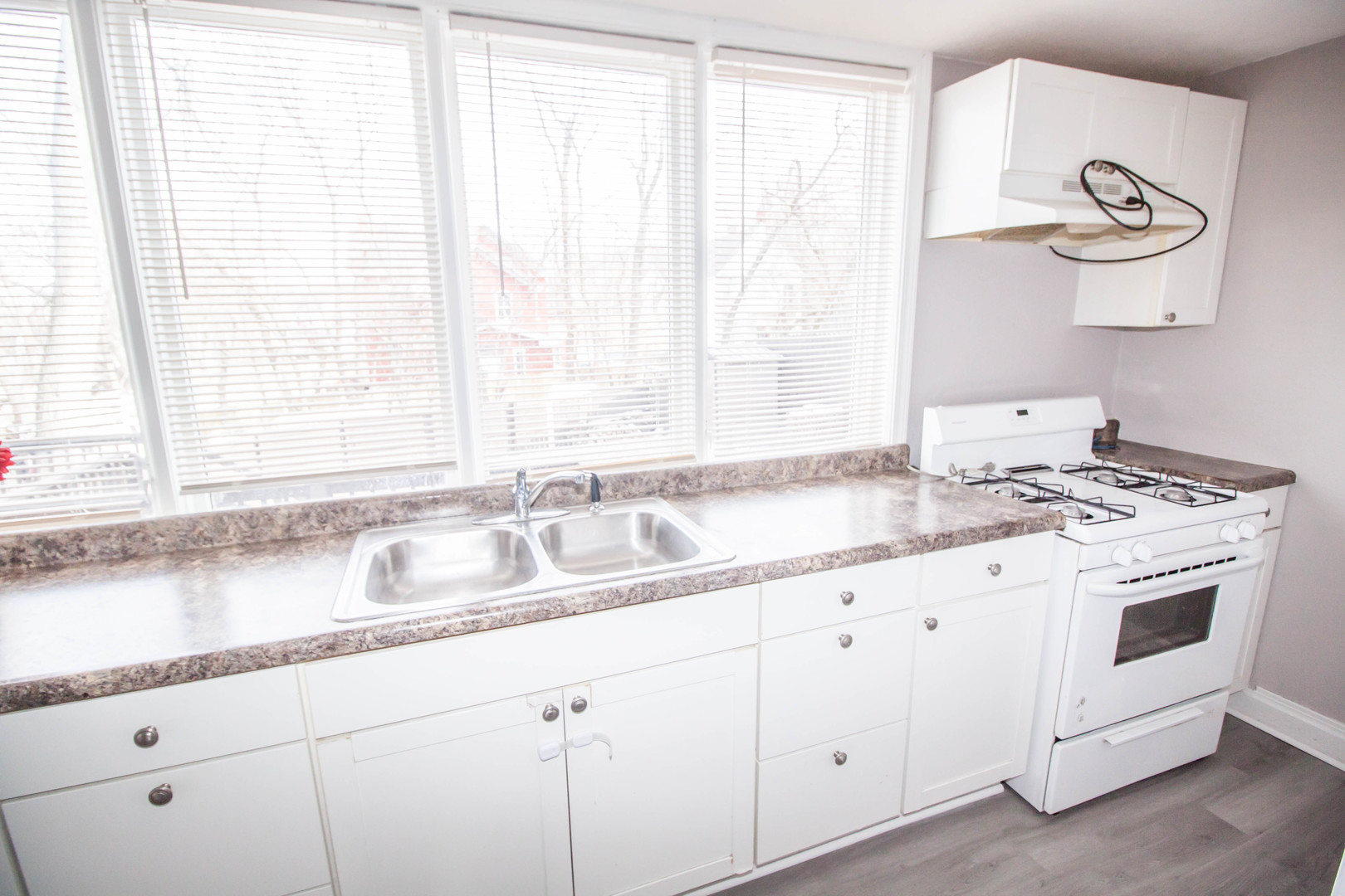 736 14th Street Moline, IL 61265 - Photo 14 of 31