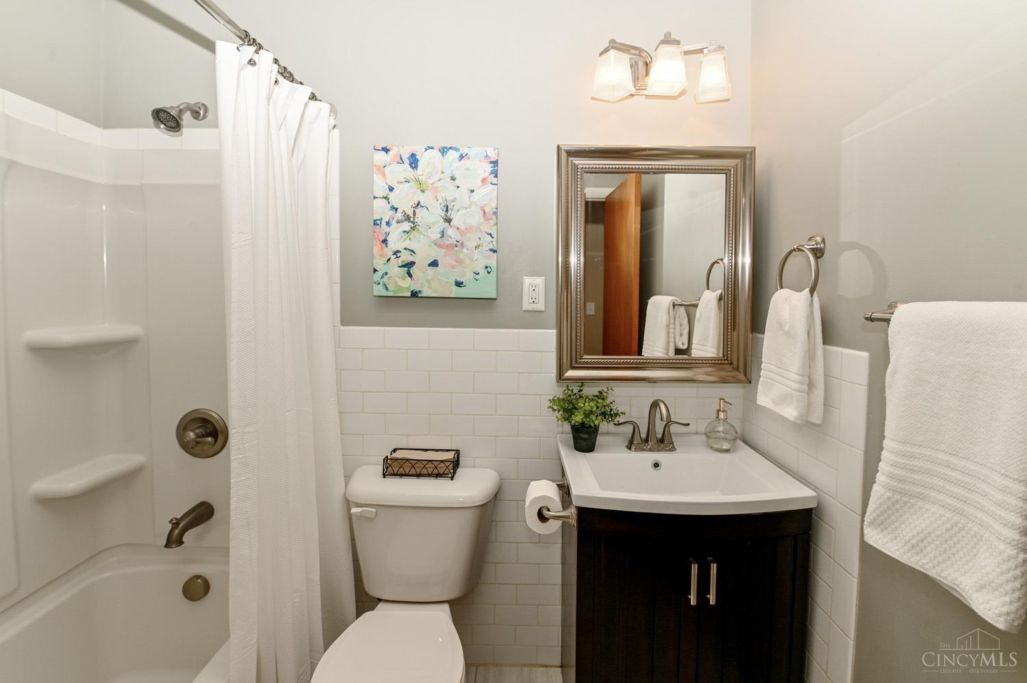 314 Meadowcrest Road Cincinnati, OH 45231 - Photo 21 of 51 Gallery Image 21