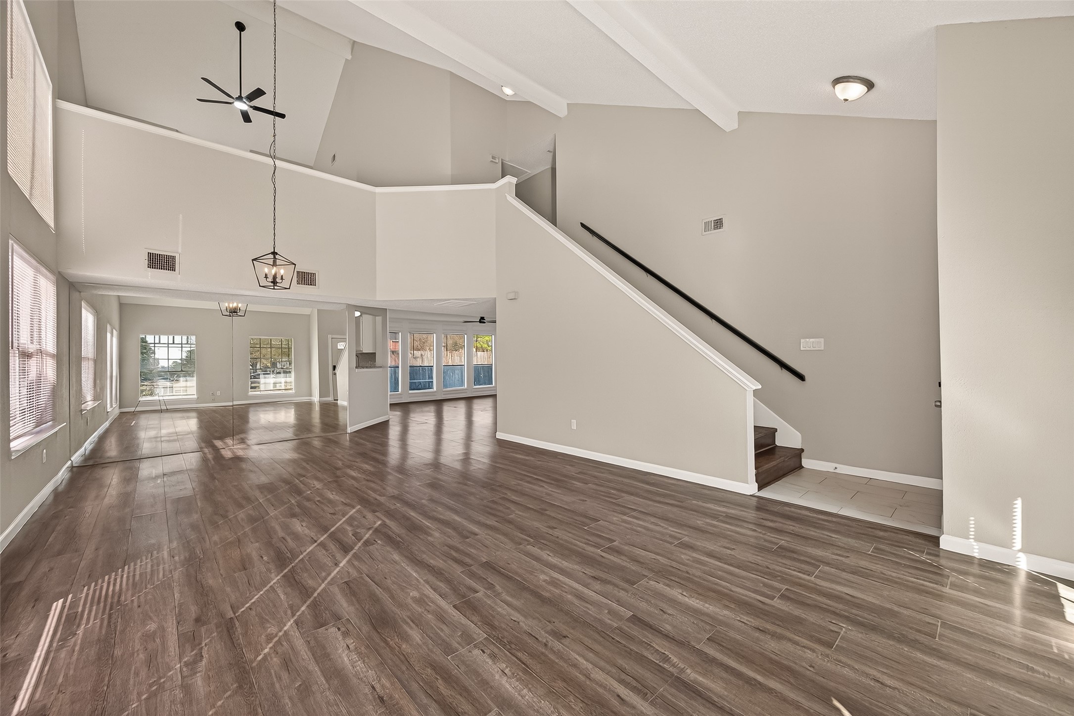 7622 Poitiers Drive Houston, TX 77071 - Photo 3 of 37 a view of an entryway with wooden floor