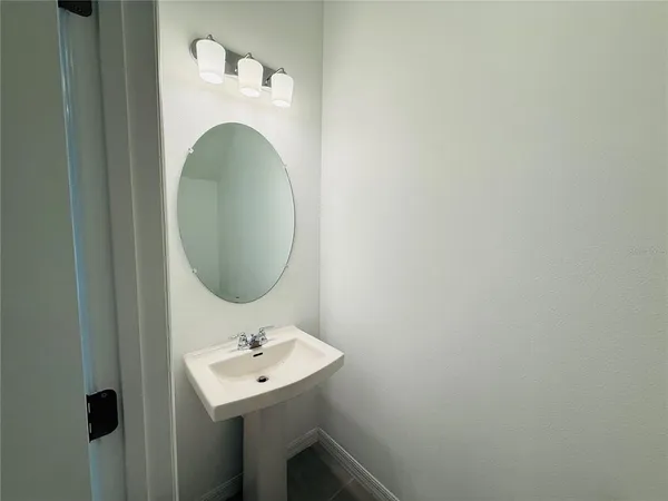 $2,045 | 2264 Paravane Way, Wesley Chapel, FL 33543