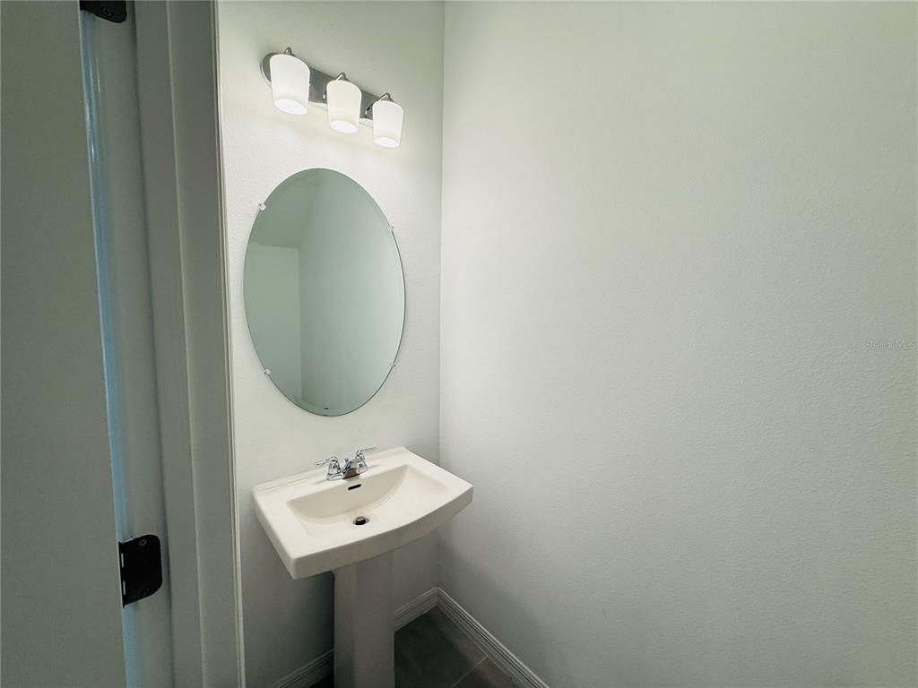 2264 Paravane Way Wesley Chapel, FL 33543 - Photo 14 of 30