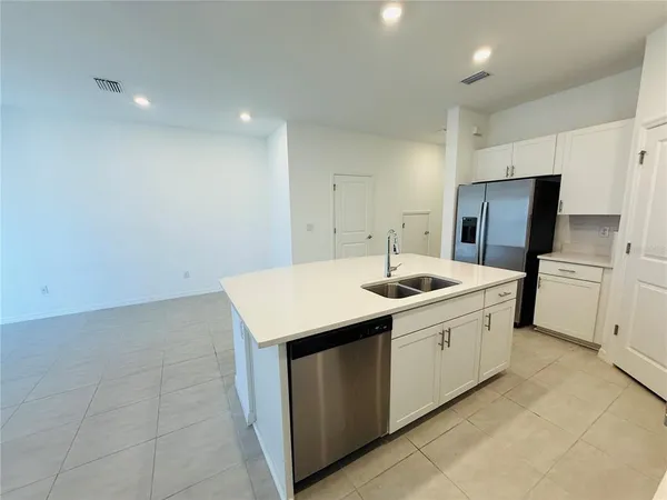 $2,045 | 2264 Paravane Way, Wesley Chapel, FL 33543