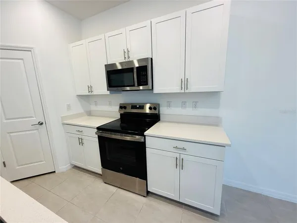 $2,045 | 2264 Paravane Way, Wesley Chapel, FL 33543