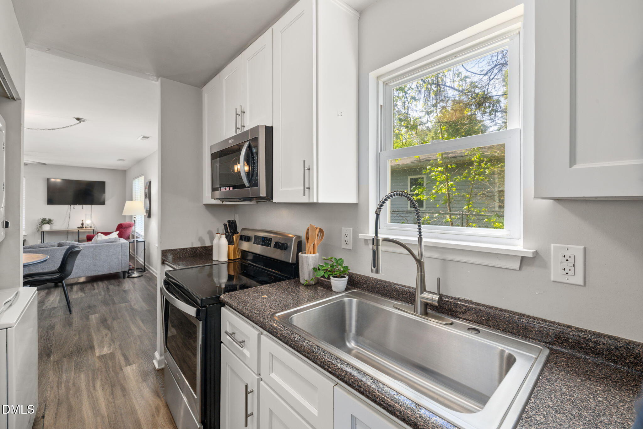 822 Gerard Street Durham, NC 27701 - Photo 15 of 35 23-web-or-mls-DX3A0258