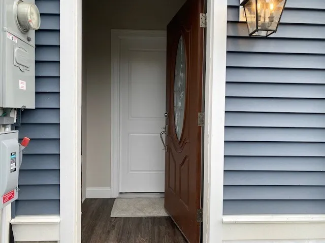 $2,000 | 18 Arcadia Street, Unit B, Woburn, MA 01801