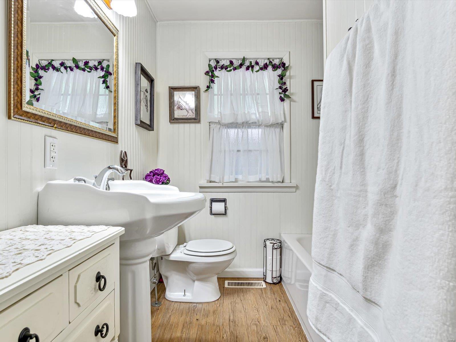 2100 Beckmann Road Lenzburg, IL 62255 - Photo 14 of 36